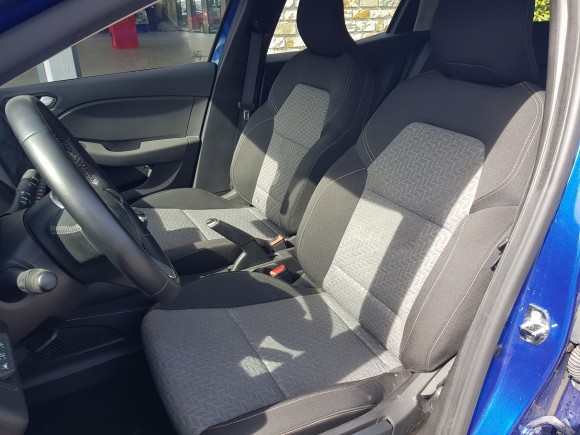 RENAULT CLIO V 