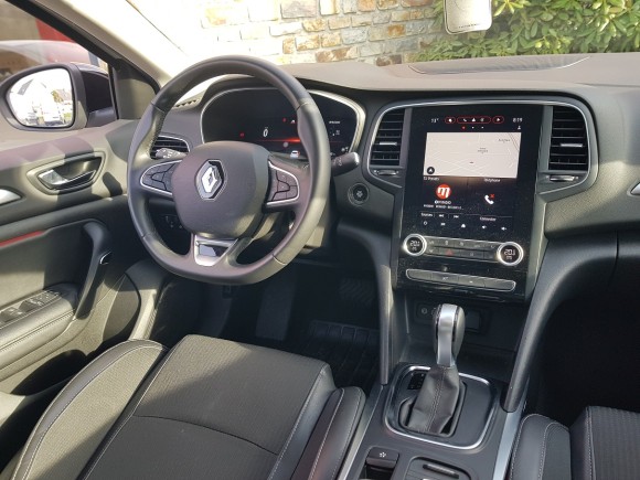 RENAULT MEGANE IV 