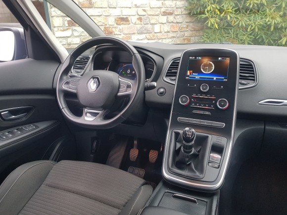 RENAULT GRAND SCENIC 
