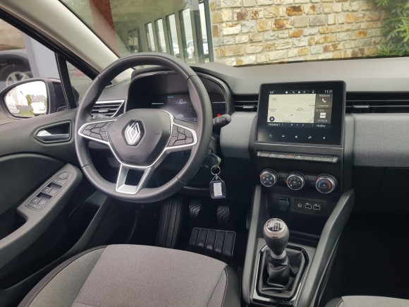 RENAULT CLIO V 