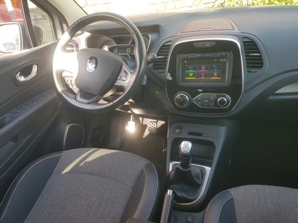 RENAULT CAPTUR 
