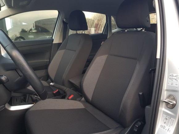 VOLKSWAGEN POLO VI 