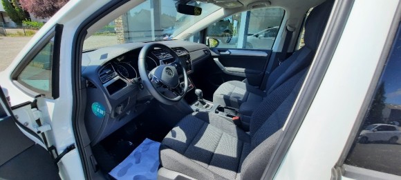 VOLKSWAGEN TOURAN III 